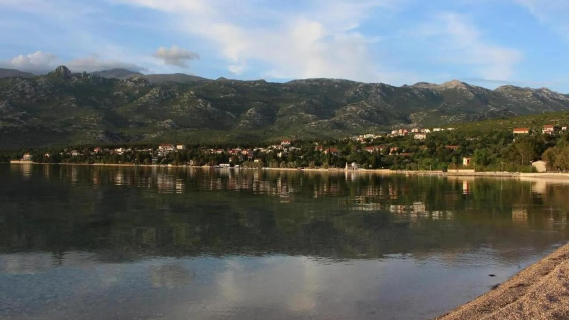 Snug Holiday Home In Jasenice Rovanjska Near Sea 0*,